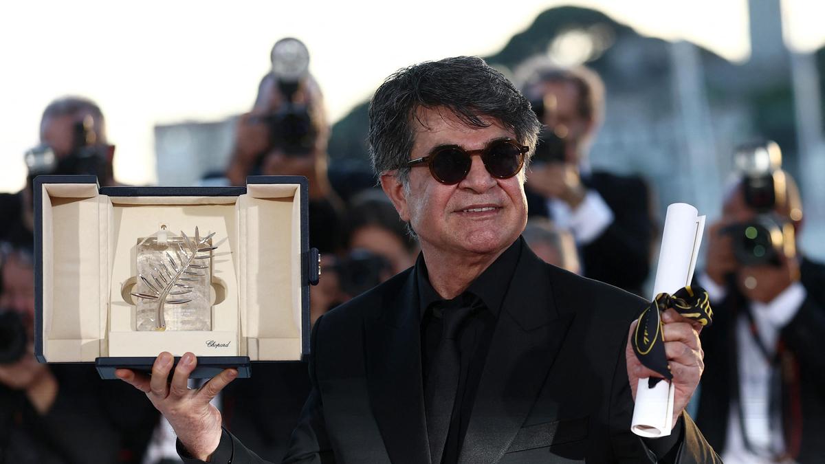 Iran sentences director Jafar Panahi to year in prison: lawyer